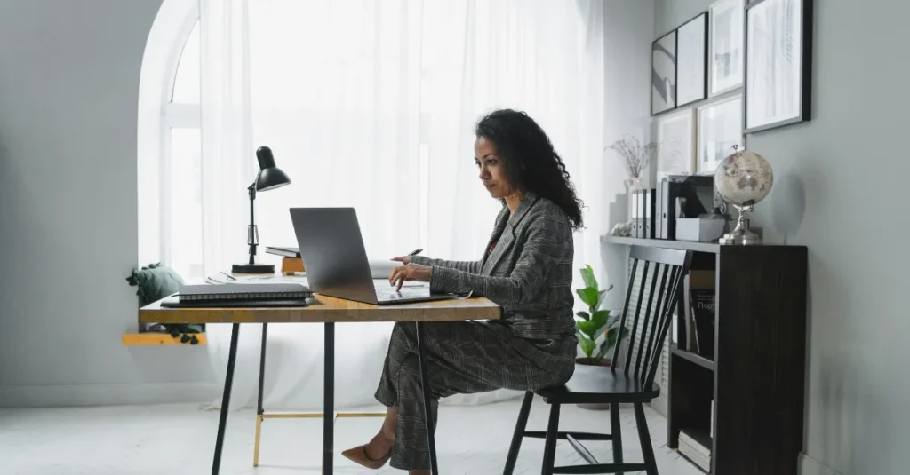 racking expenses with Income Made Smart tools